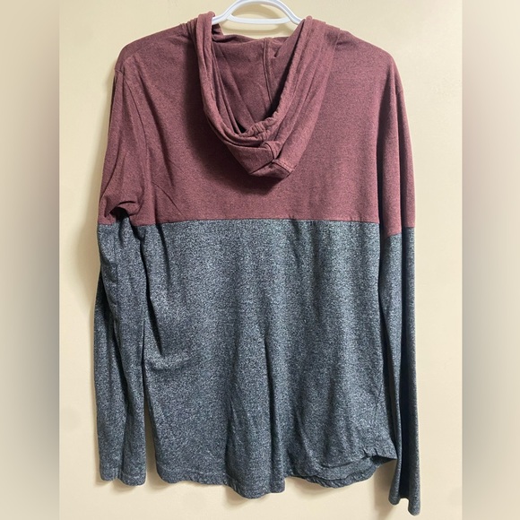 Urban Heritage Men’s Red/Grey Light Hoodie Shirt Medium - Picture 2 of 2